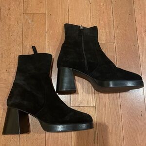 L’intervalle Black Suede Ankle Boots Chunky Boots Women’s 9.5